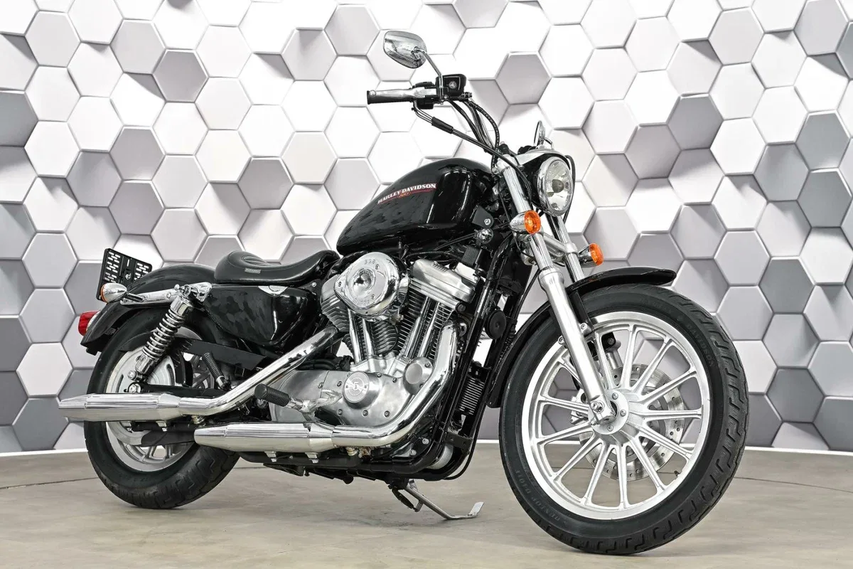 Harley-Davidson Sportster 883