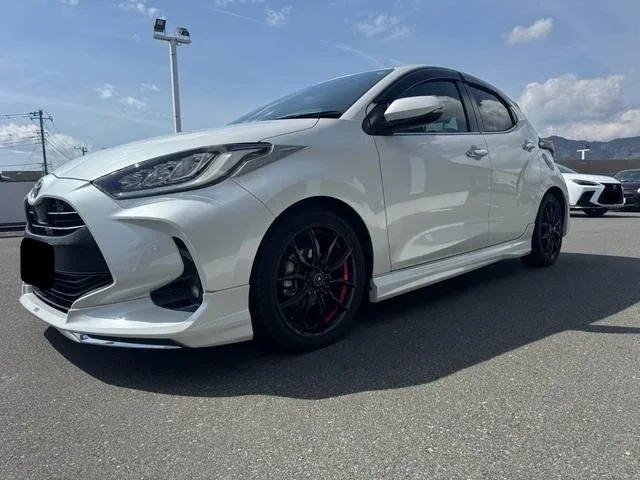 Toyota Yaris IV