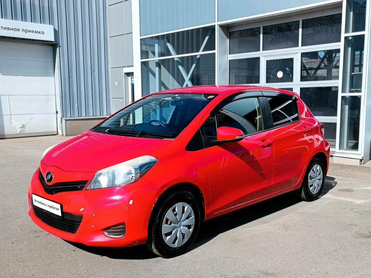 Toyota Vitz III (XP130)