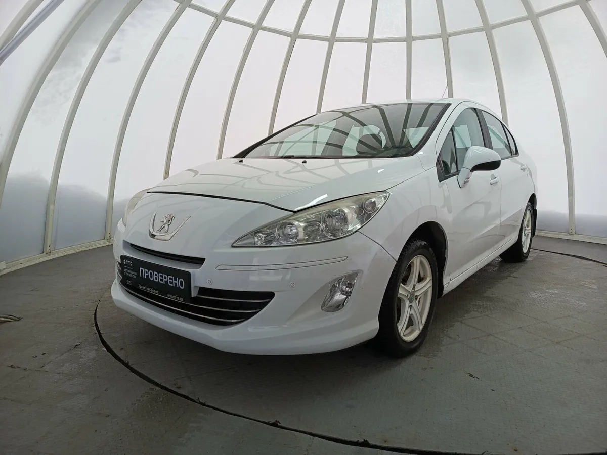 Peugeot 408 I