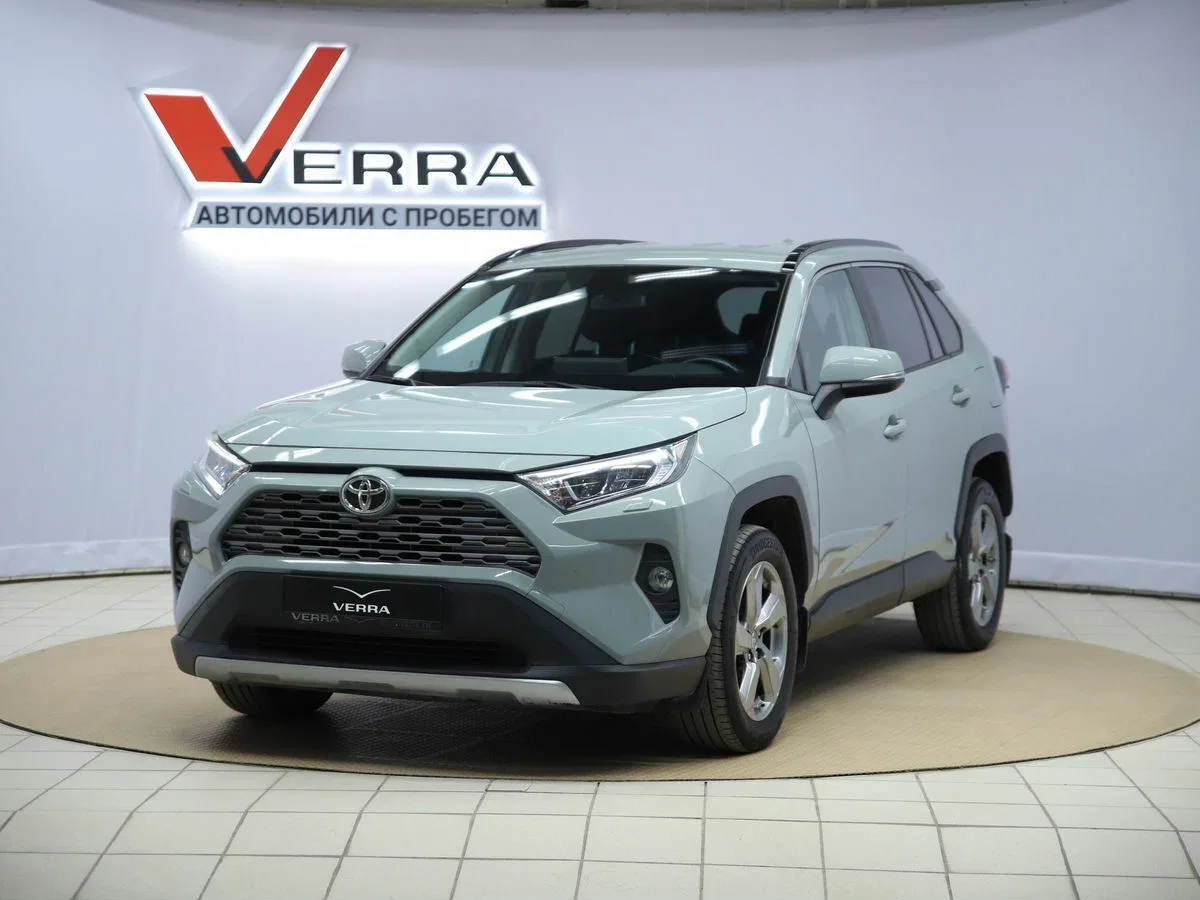 Toyota RAV4 V (XA50)