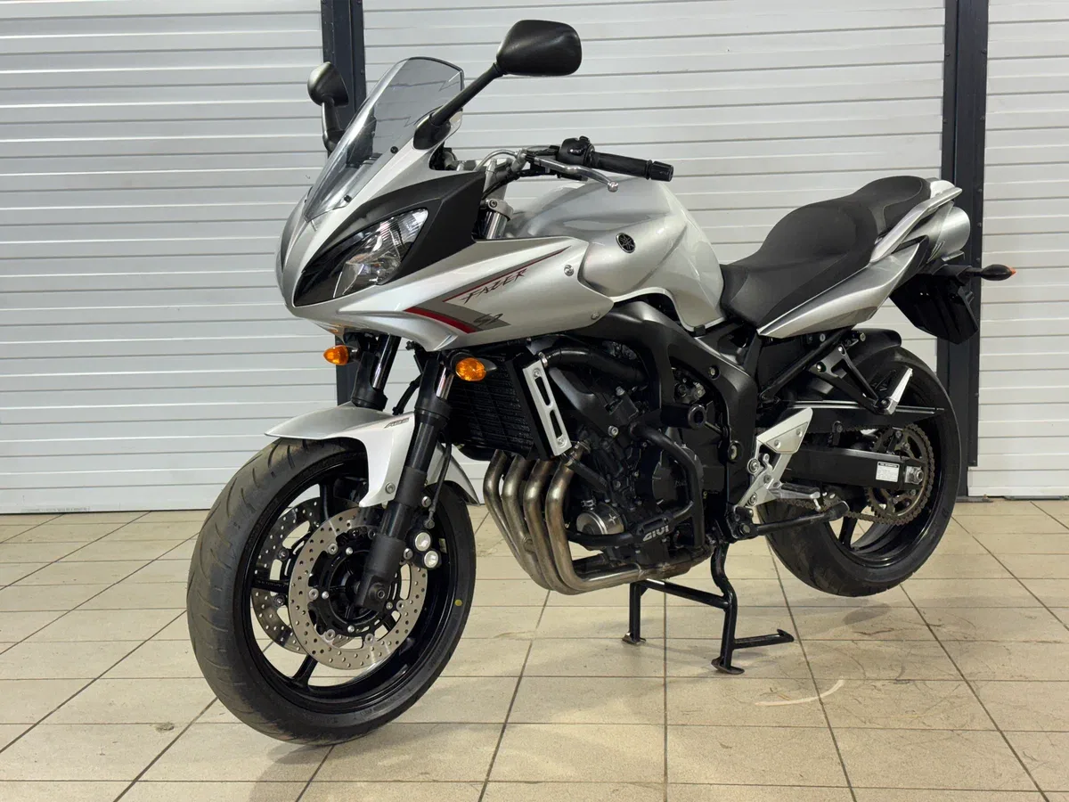 Yamaha FZ6