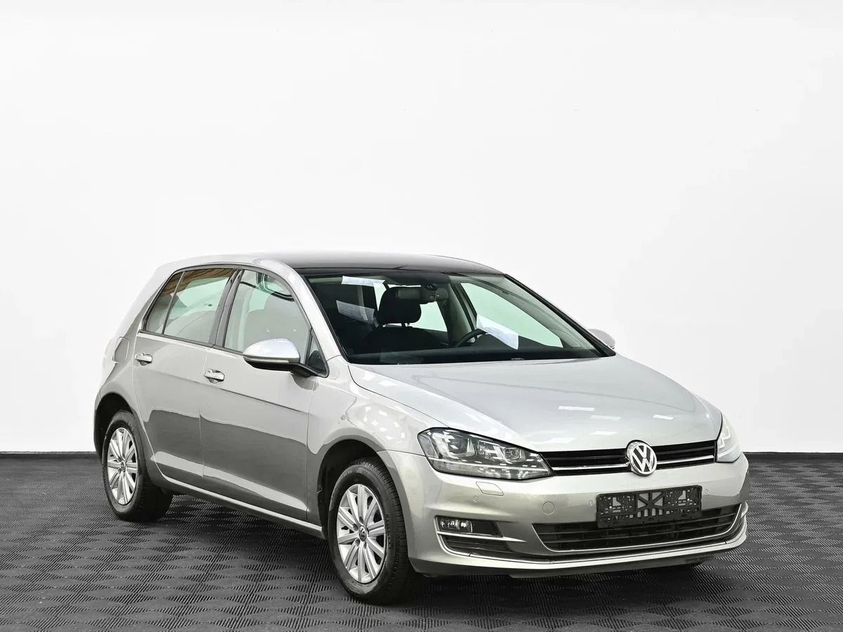 Volkswagen Golf VII