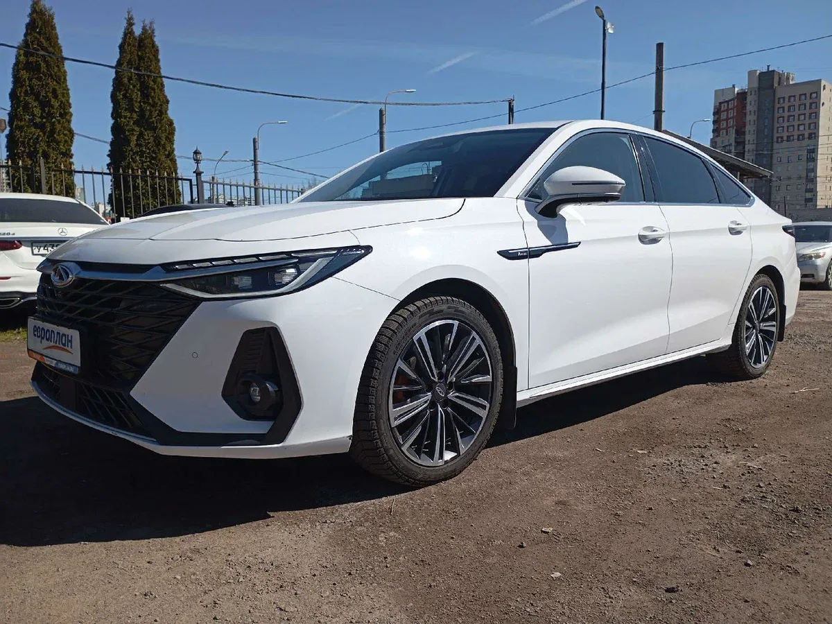 Chery Arrizo 8
