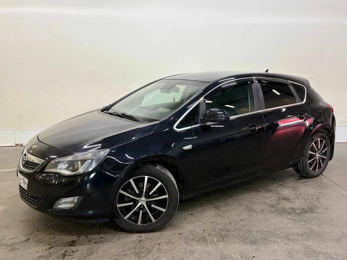 Opel Astra J