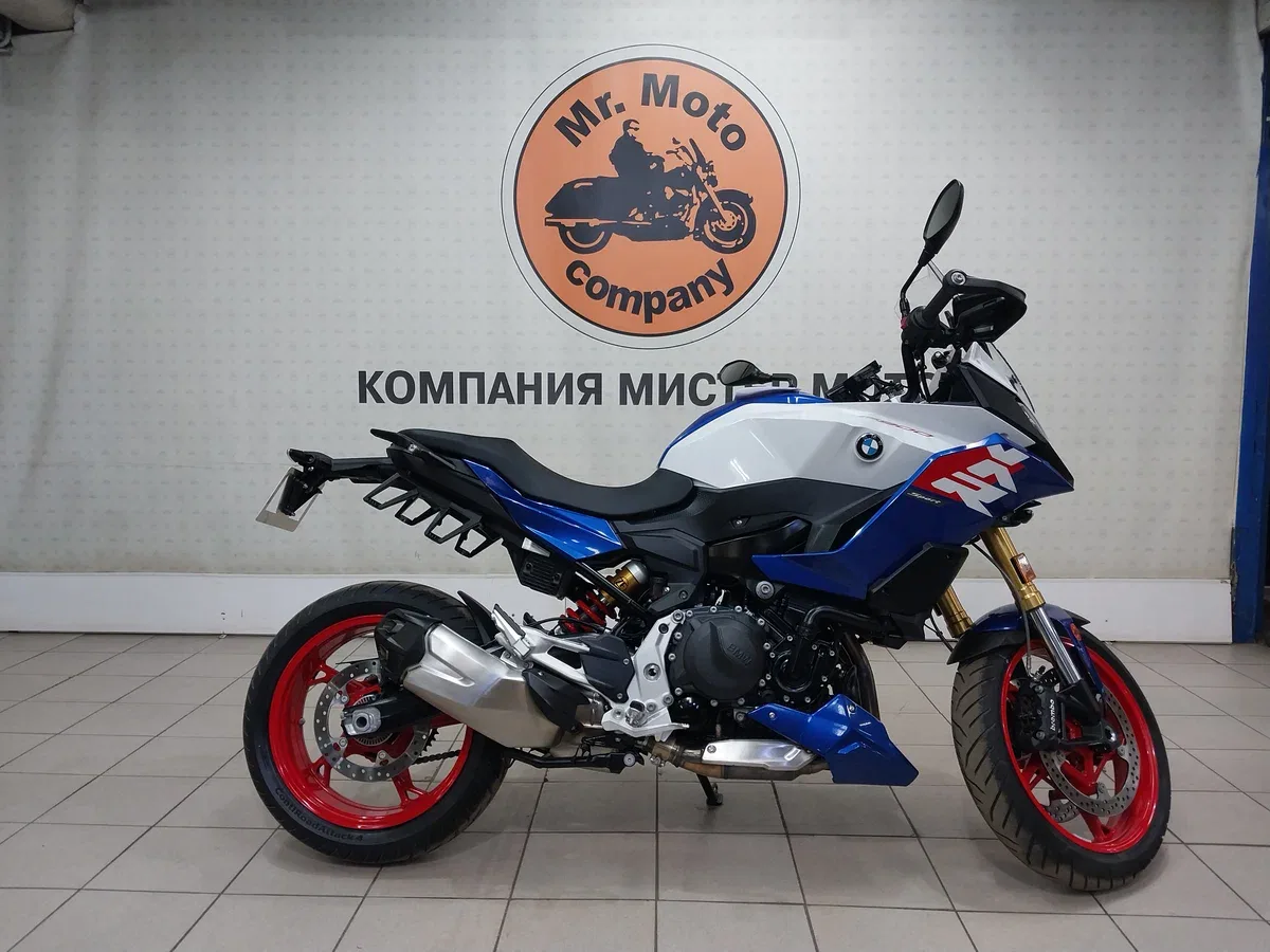 BMW F 900 XR