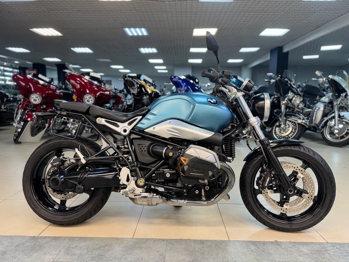 BMW R nine T Pure