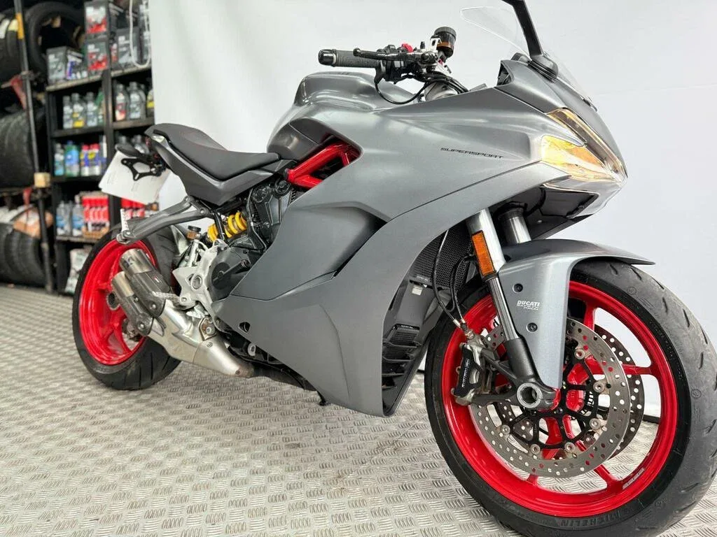 Ducati SuperSport