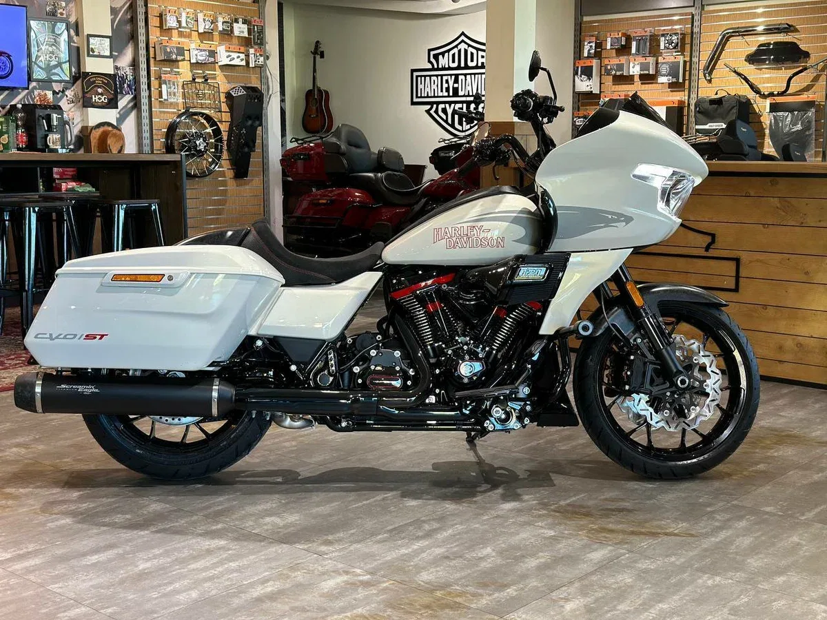 Harley-Davidson CVO Road Glide ST