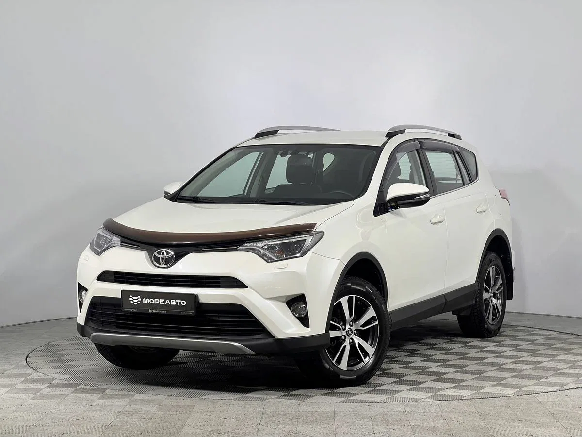 Toyota RAV4 IV (XA40) Рестайлинг