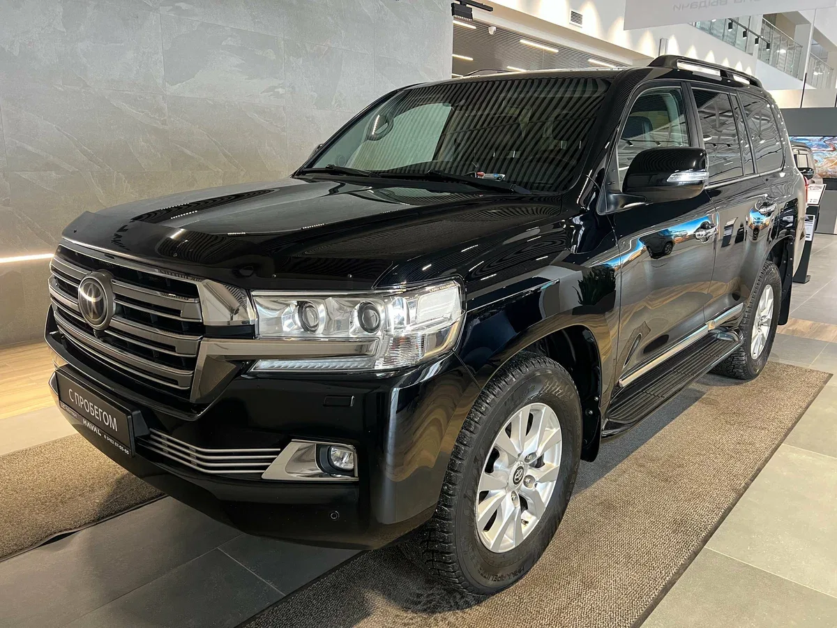 Toyota Land Cruiser 200 Series Рестайлинг 2