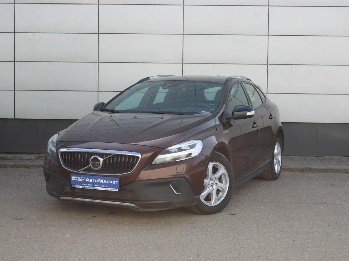Volvo V40 II Рестайлинг