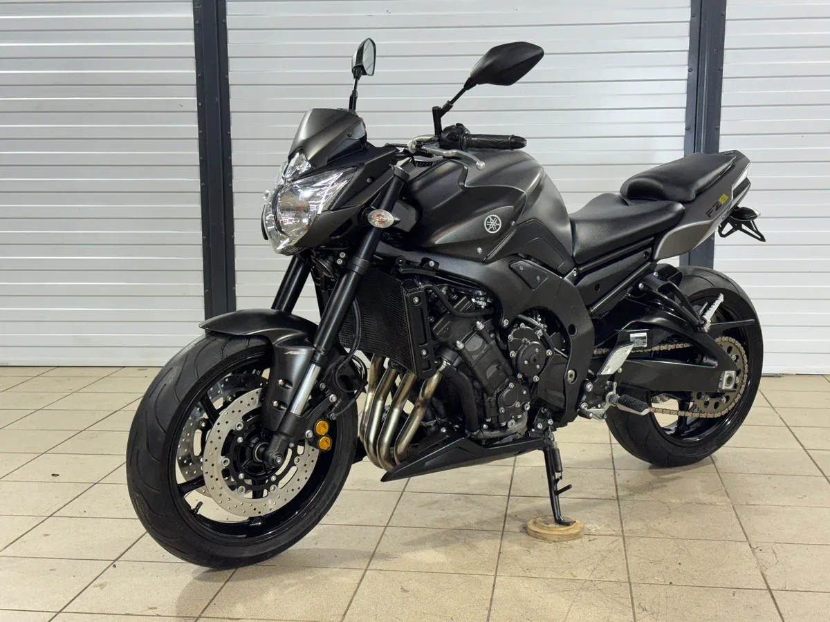 Yamaha FZ8