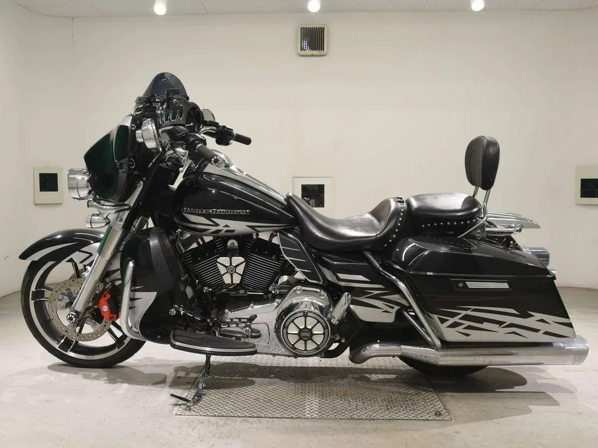 Harley-Davidson Street Glide Special