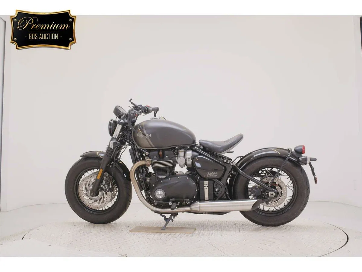 Triumph Bonneville Bobber