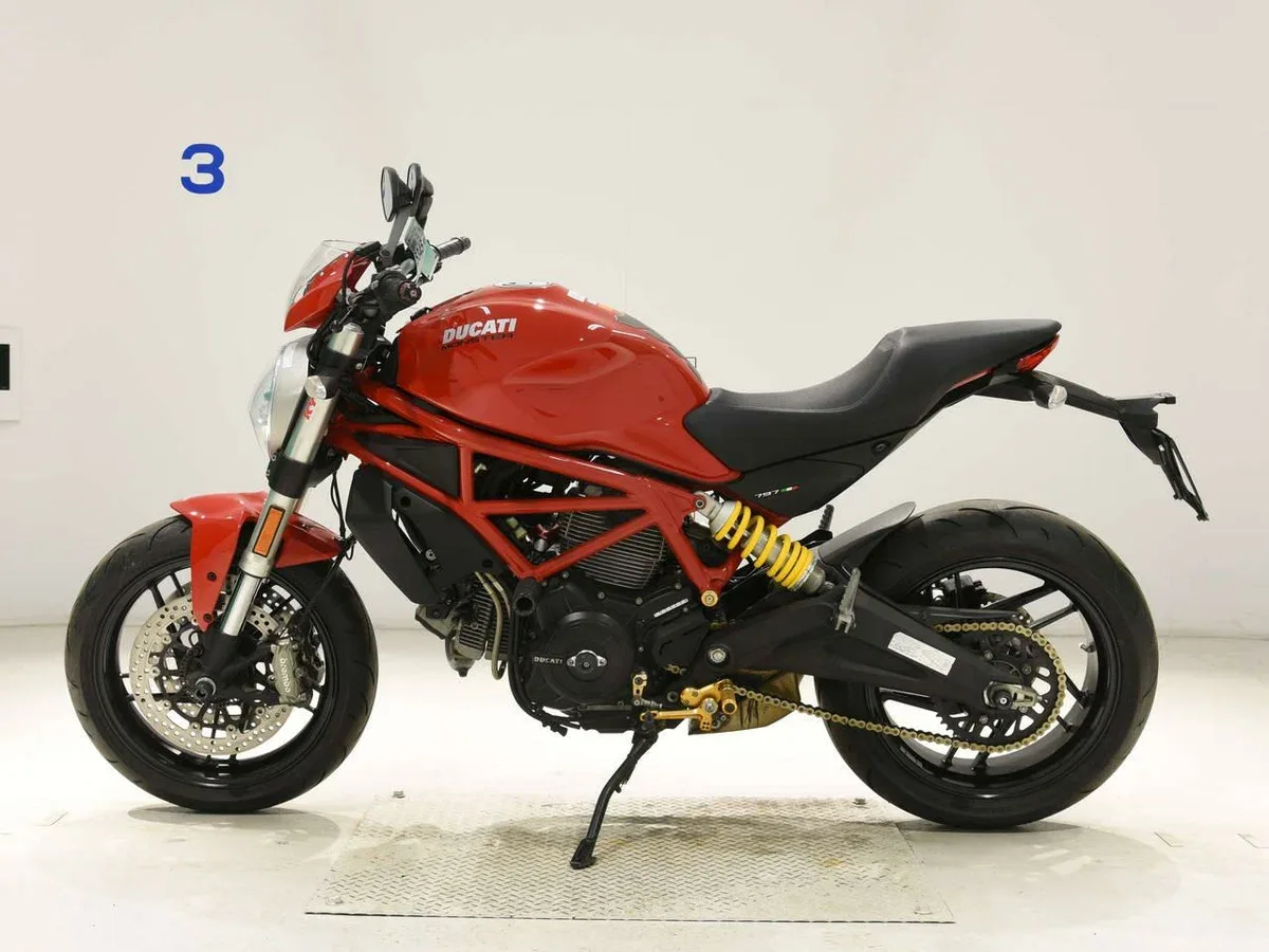 Ducati Monster 797