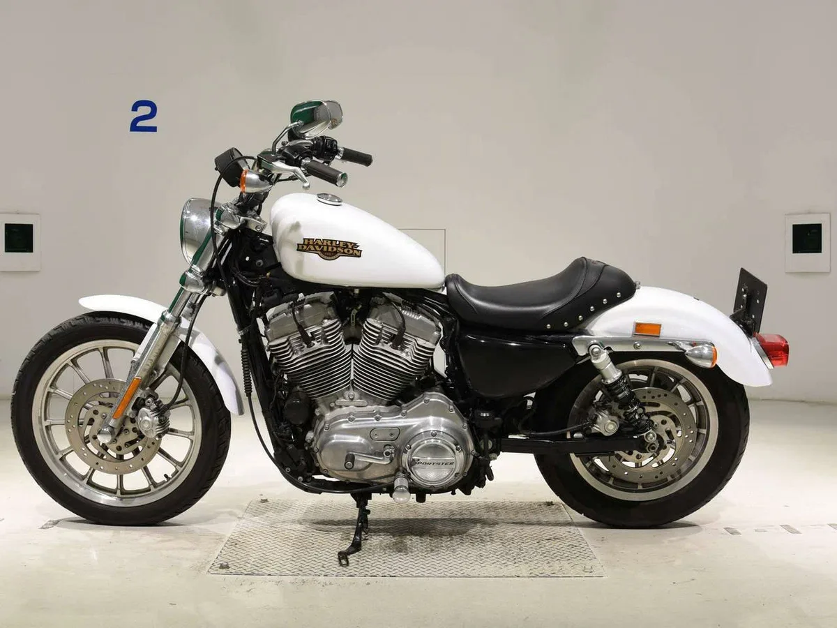 Harley-Davidson Sportster 883