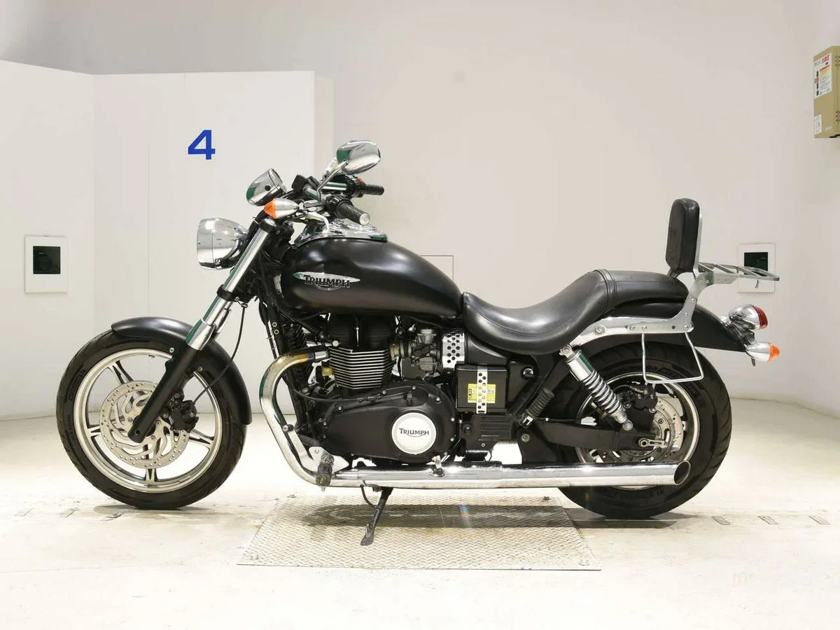 Triumph Speedmaster