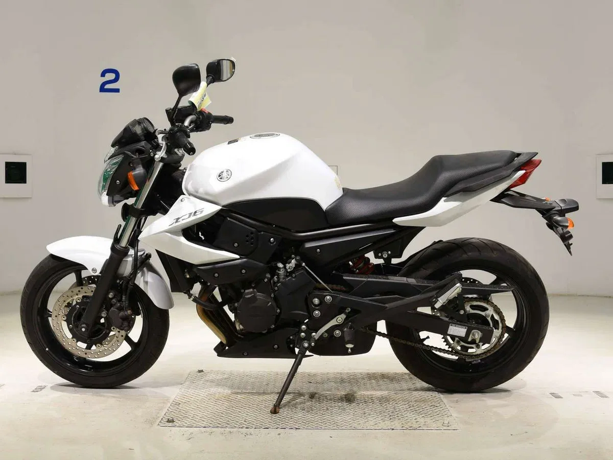 Yamaha XJ6