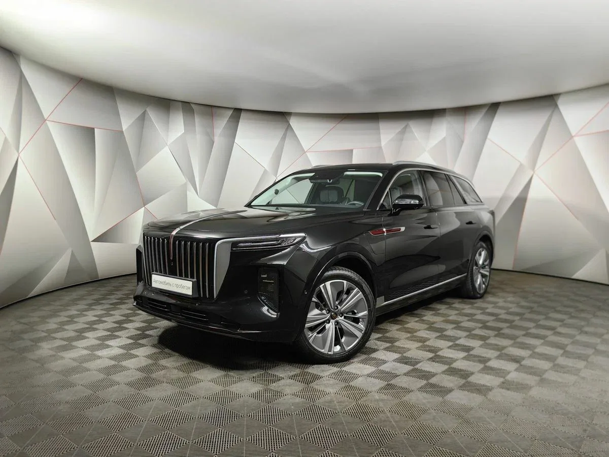 Hongqi E-HS9