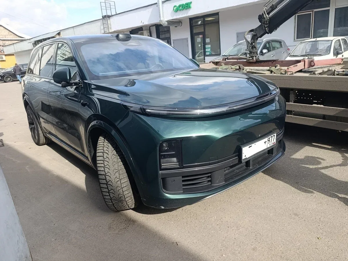Li Auto (Lixiang) L9 I