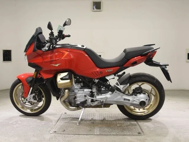 Moto Guzzi V100 Mandello S