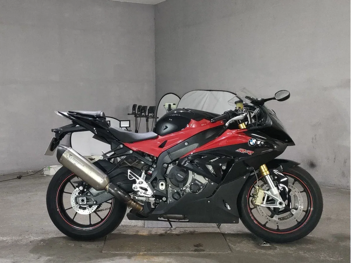 BMW S 1000 RR