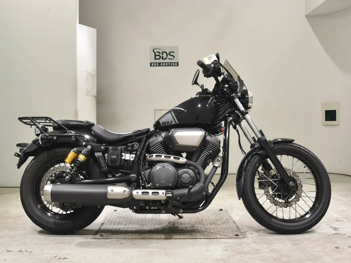 Yamaha XV950 Bolt