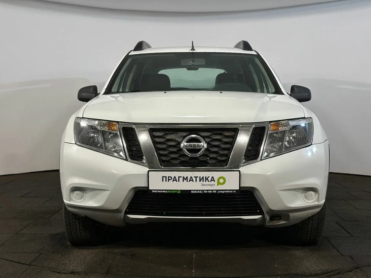 Nissan Terrano III (D10)