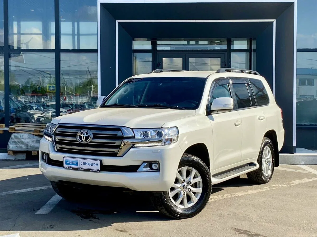 Toyota Land Cruiser 200 Series Рестайлинг 2