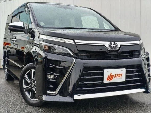 Toyota Voxy III (R80) Рестайлинг