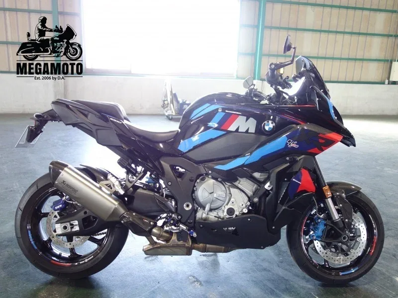 BMW M 1000 XR