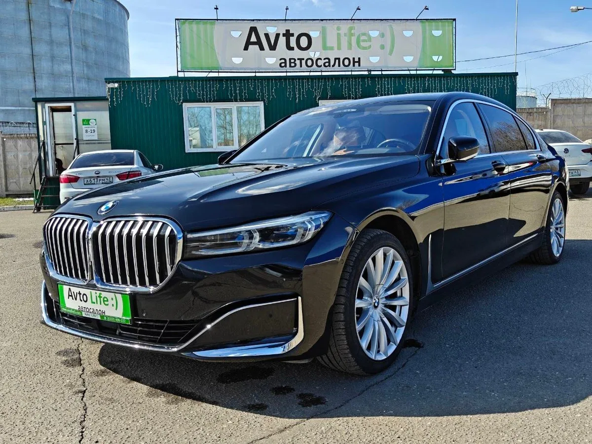 BMW 7 серии VI (G11/G12) Рестайлинг