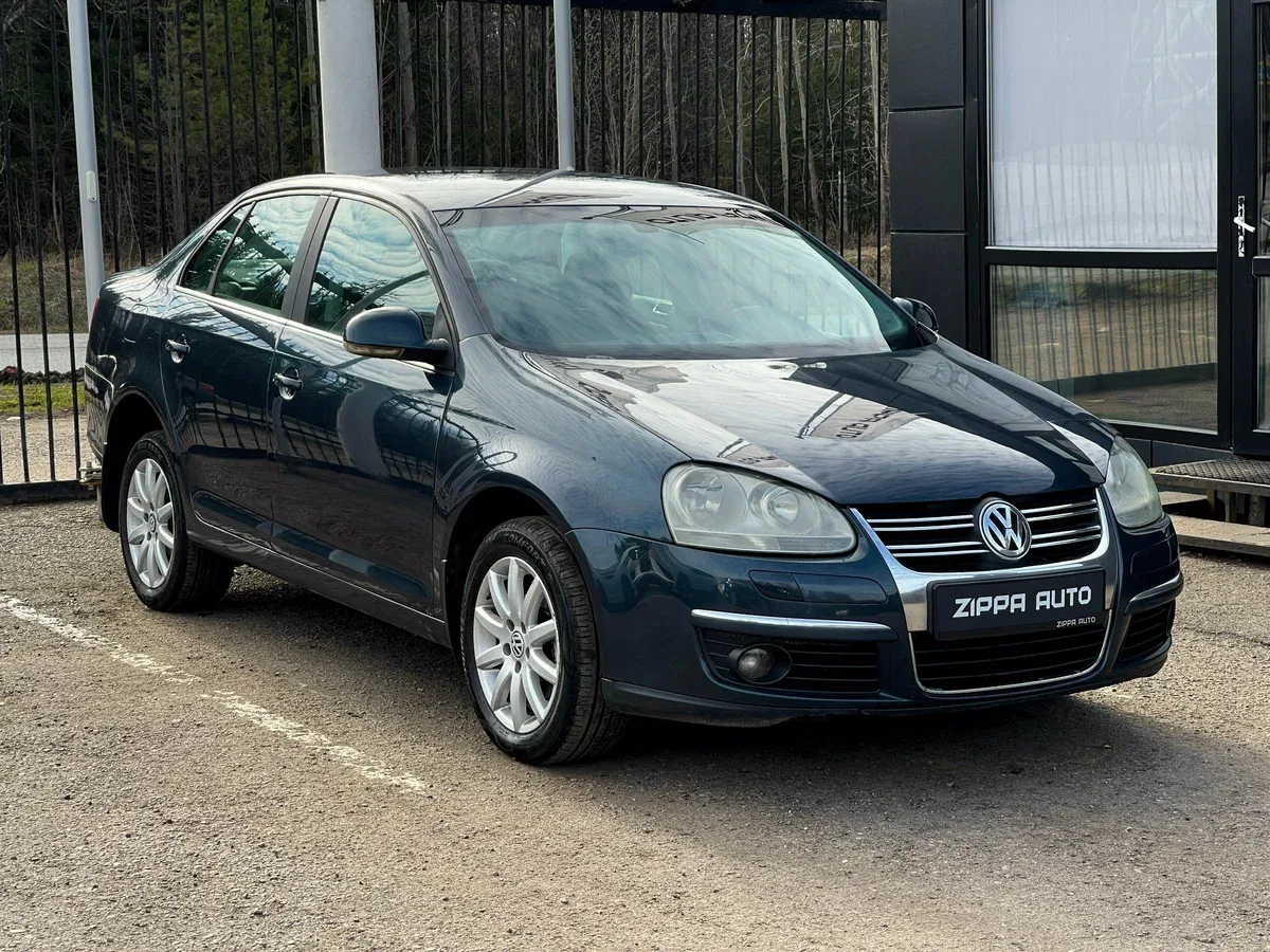 Volkswagen Jetta V