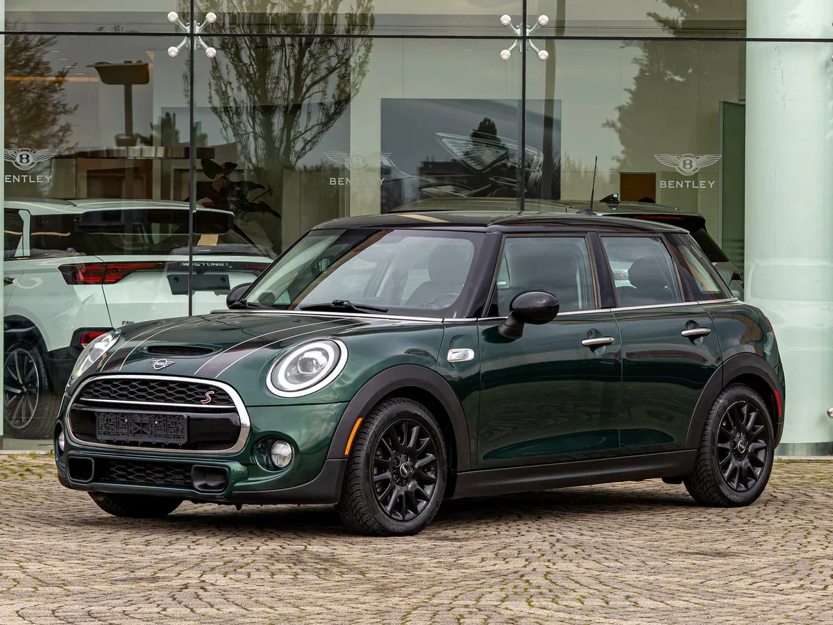 Mini Hatch III (F55/F56) Рестайлинг