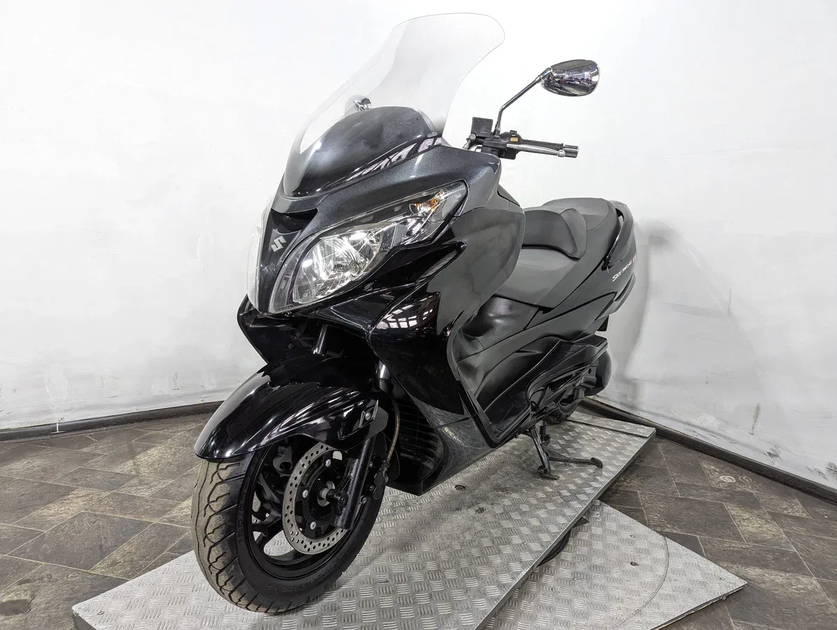 Suzuki Burgman 400