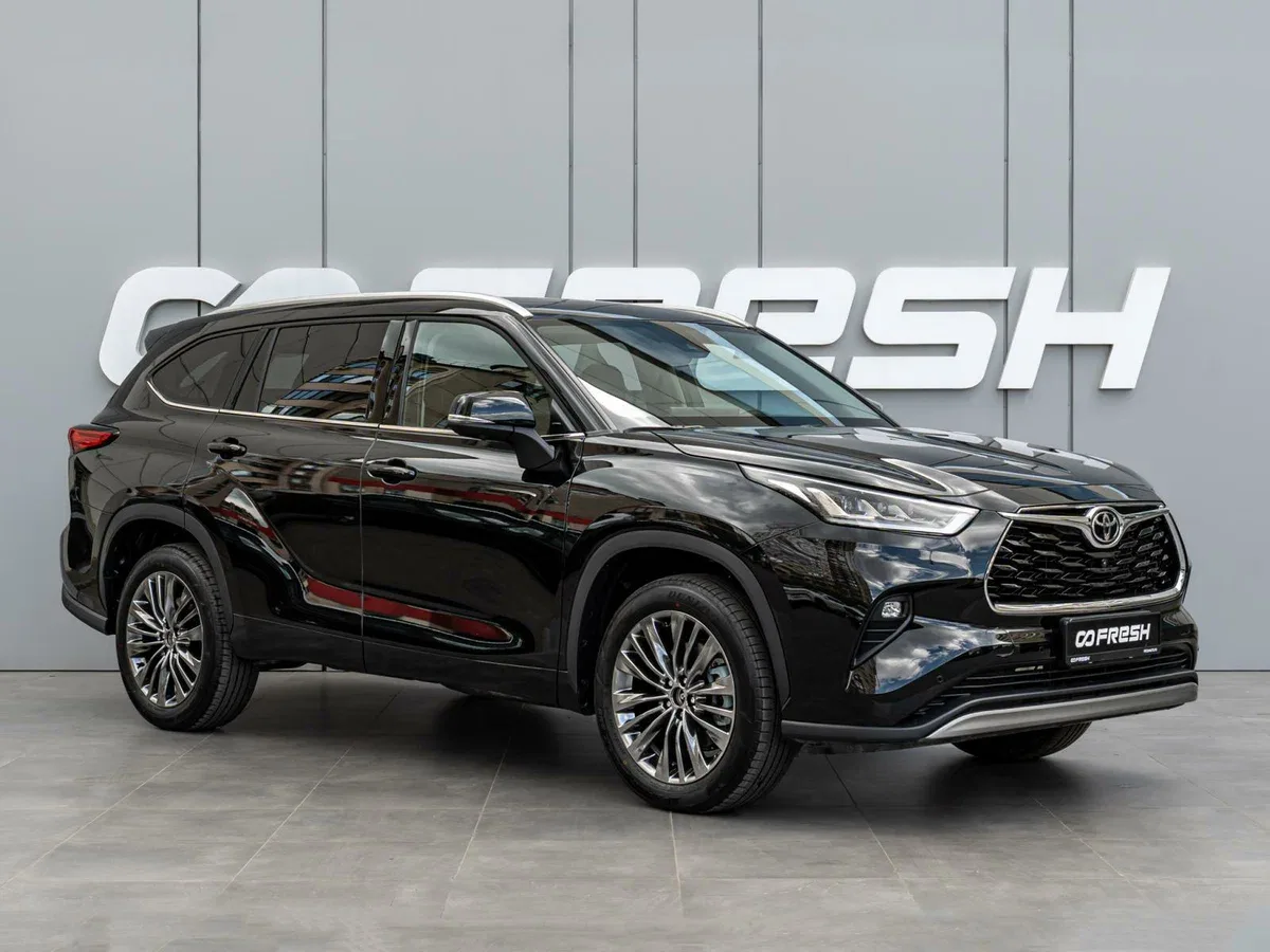 Toyota Highlander IV (U70)