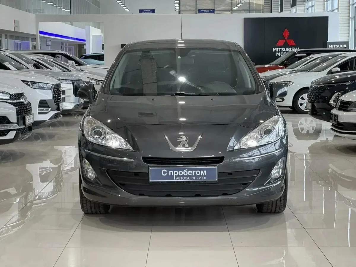 Peugeot 408 I