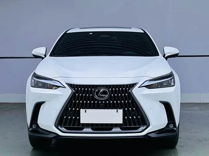 Lexus NX II