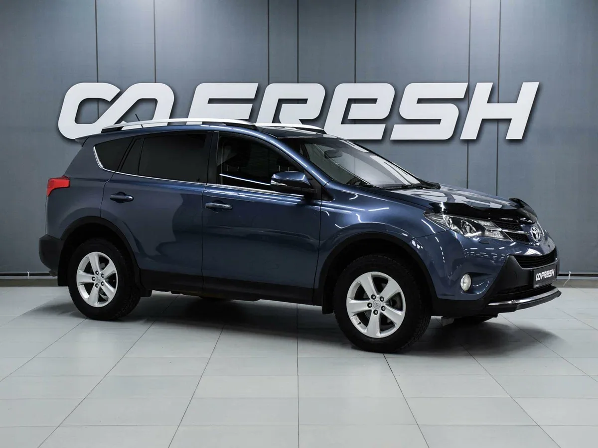 Toyota RAV4 IV (XA40)