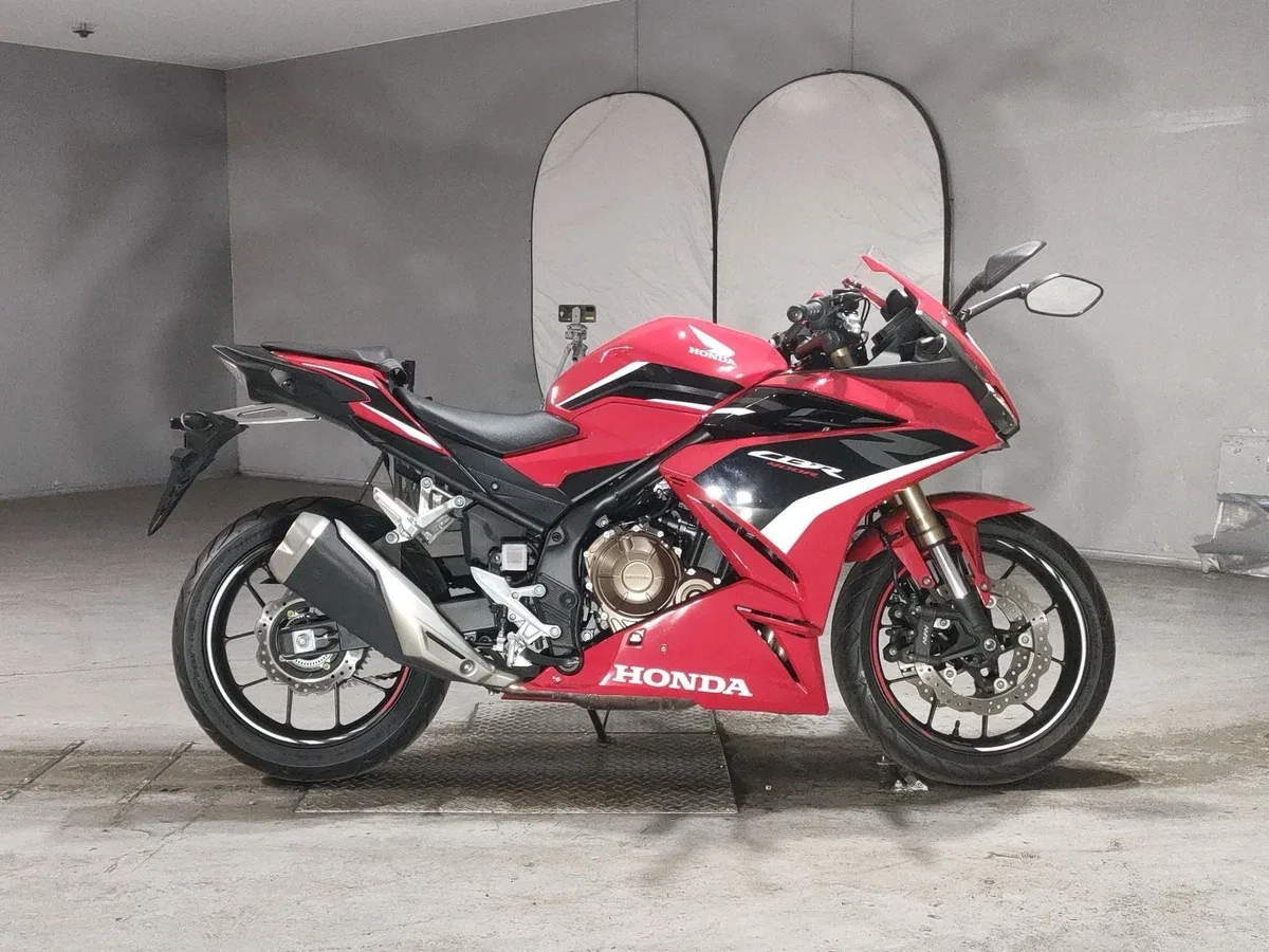 Honda CBR400R