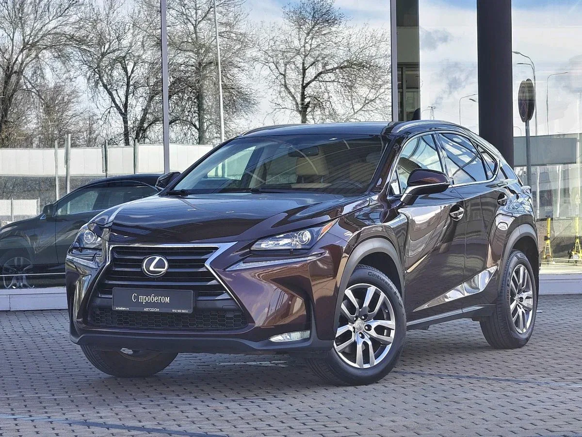 Lexus NX I