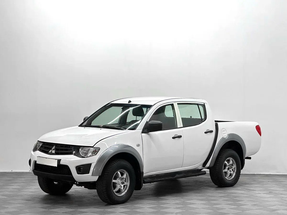 Mitsubishi L200 IV