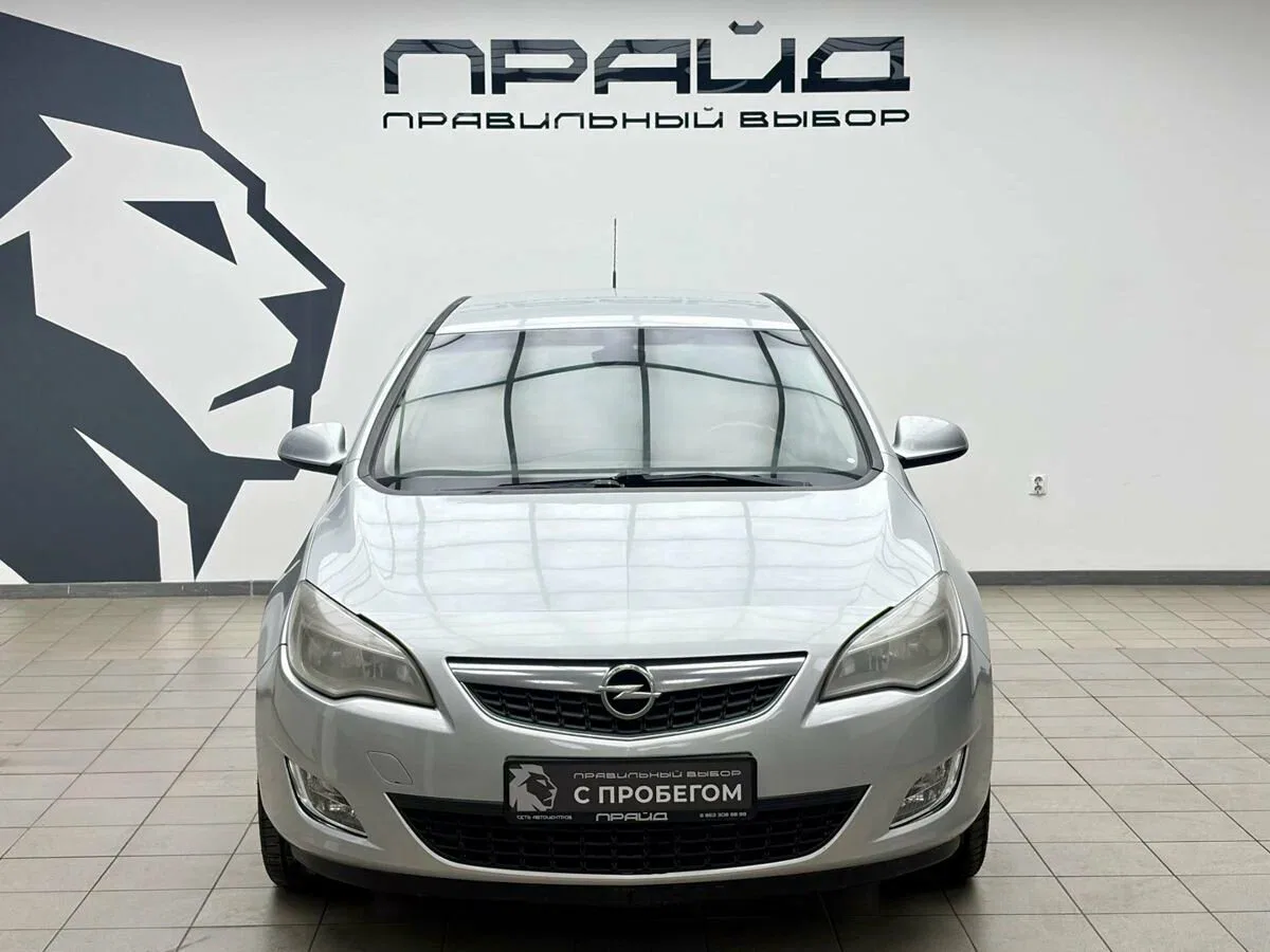 Opel Astra J