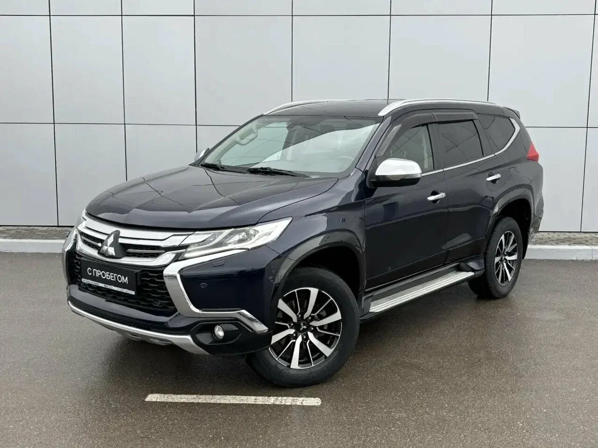 Mitsubishi Pajero Sport III