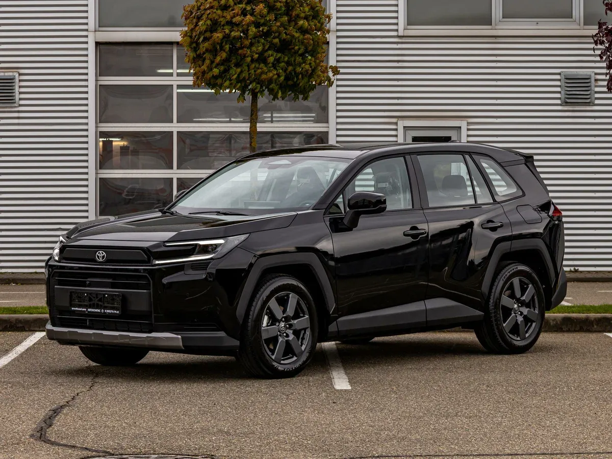 Toyota RAV4 V (XA50)
