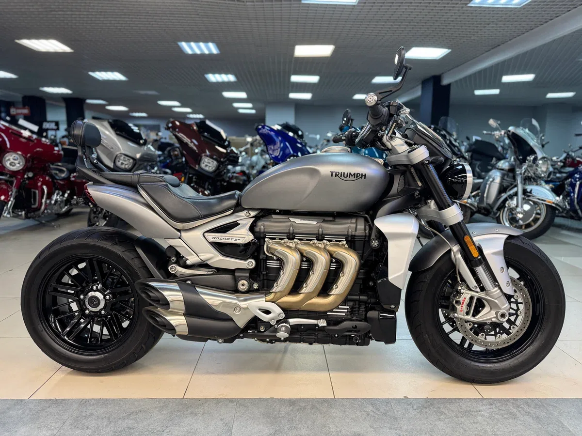 Triumph Rocket 3
