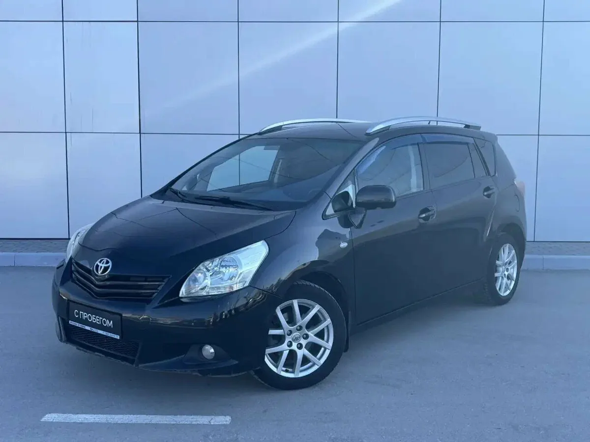 Toyota Verso I