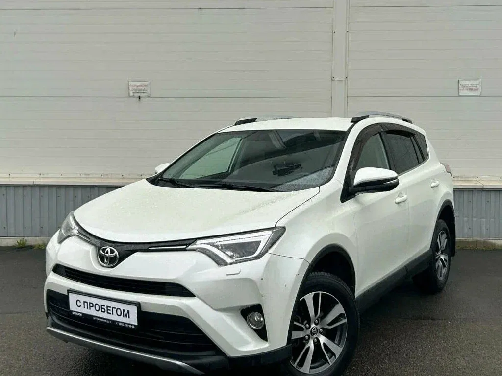 Toyota RAV4 IV (XA40) Рестайлинг