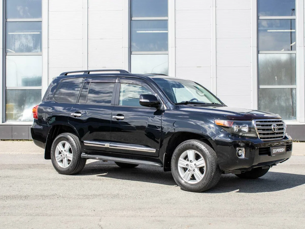 Toyota Land Cruiser 200 Series Рестайлинг 1